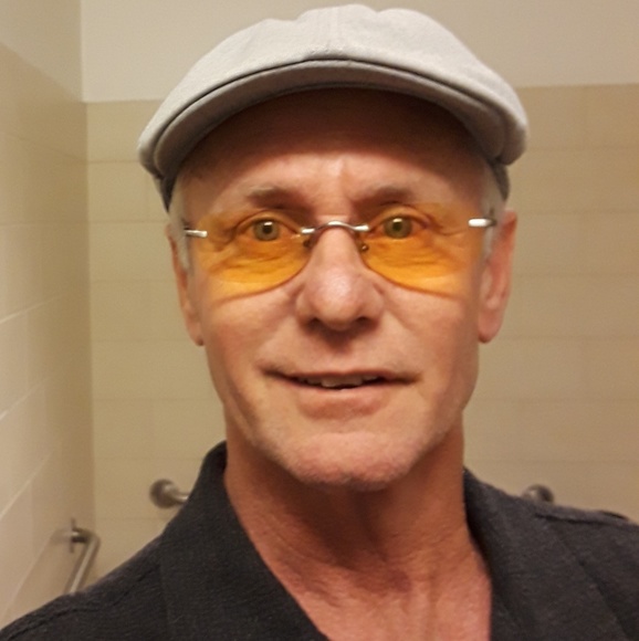 Meet your Posher, E - Picture 1 of 1